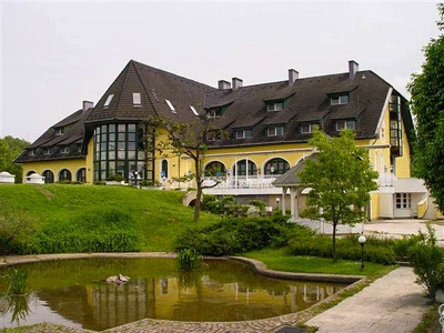 „Hotel Família“